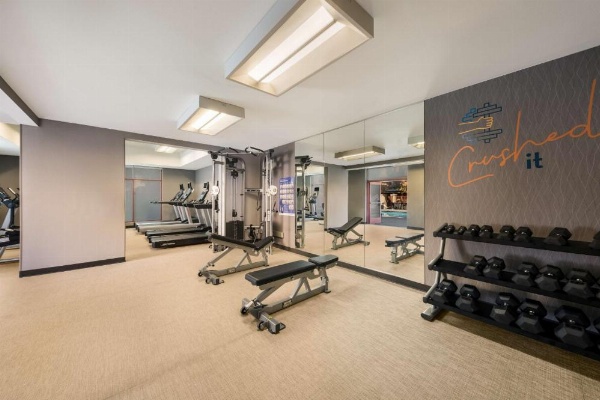 Sonesta Select San Jose Airport image 14